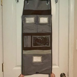 Hanging organizer
